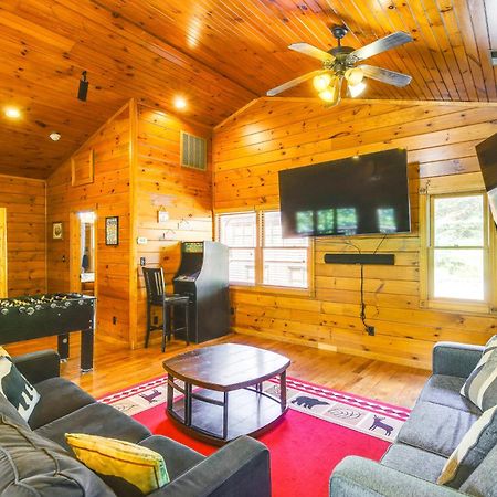 Cabin With Pool Access About 3 Mi To Downtown Гатлинбург Экстерьер фото