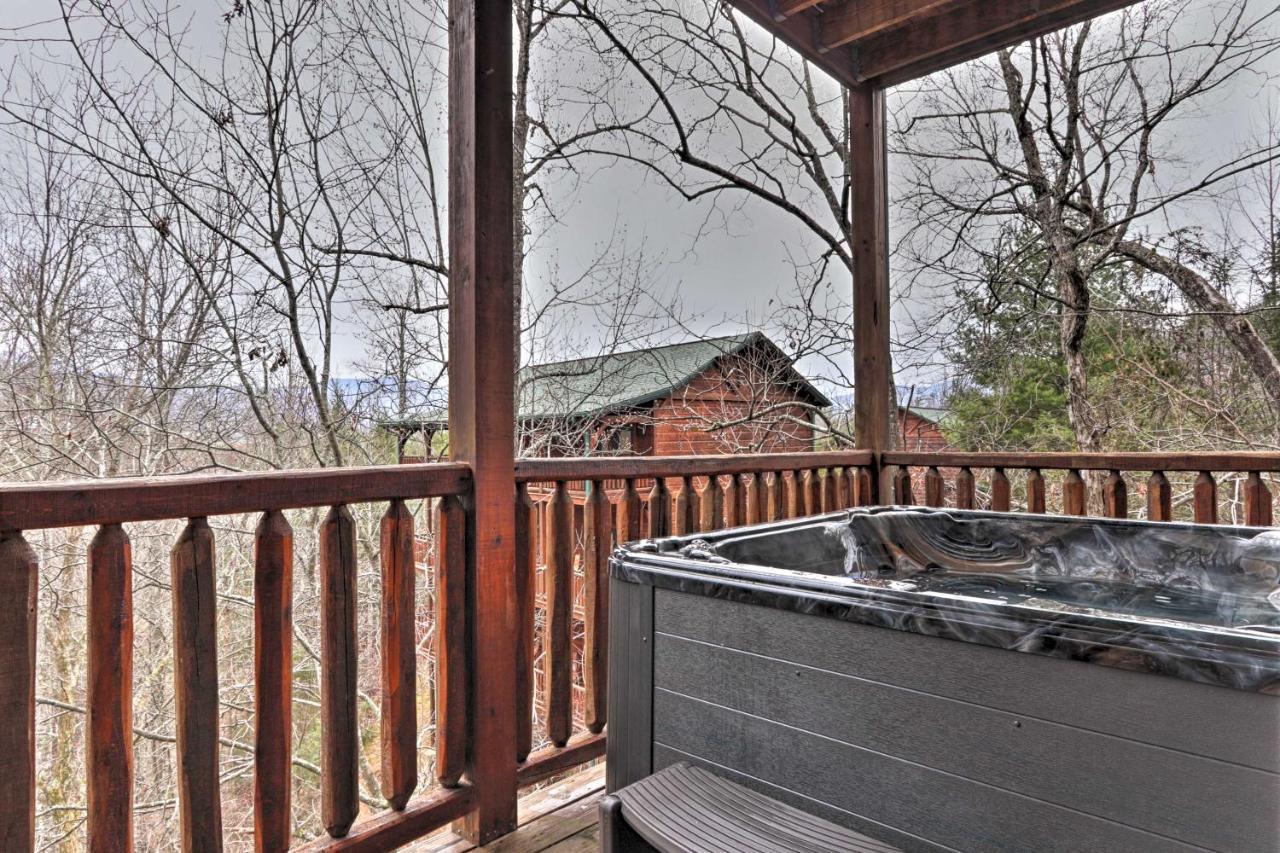 Cabin With Pool Access About 3 Mi To Downtown Гатлинбург Экстерьер фото