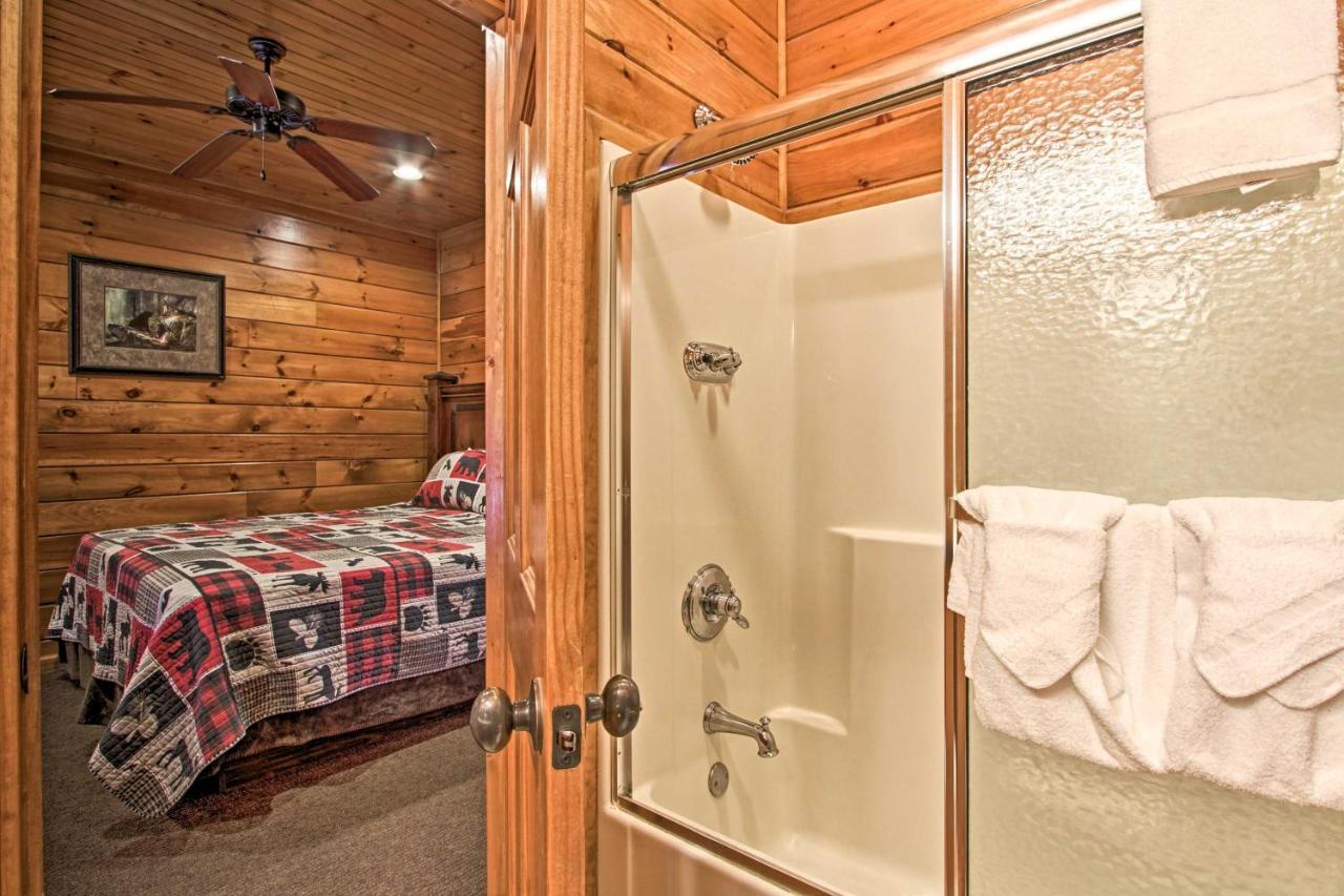 Cabin With Pool Access About 3 Mi To Downtown Гатлинбург Экстерьер фото